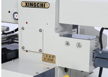Porcellana Macchina per cucire industriale di cuoio di Flatlock, macchina per cucire programmabile del tessuto spesso  fornitore