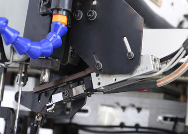 L'alta velocità ha automatizzato la macchina per cucire di facile impiego con l'imbracatura/corda della sicurezza fornitore