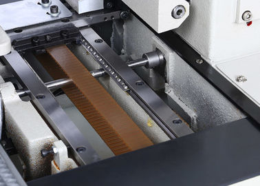 Macchina per cucire di zigzag industriale resistente, macchina per cucire della tela programmabile fornitore