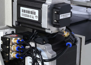 Macchina per cucire di zigzag industriale resistente, macchina per cucire della tela programmabile fornitore